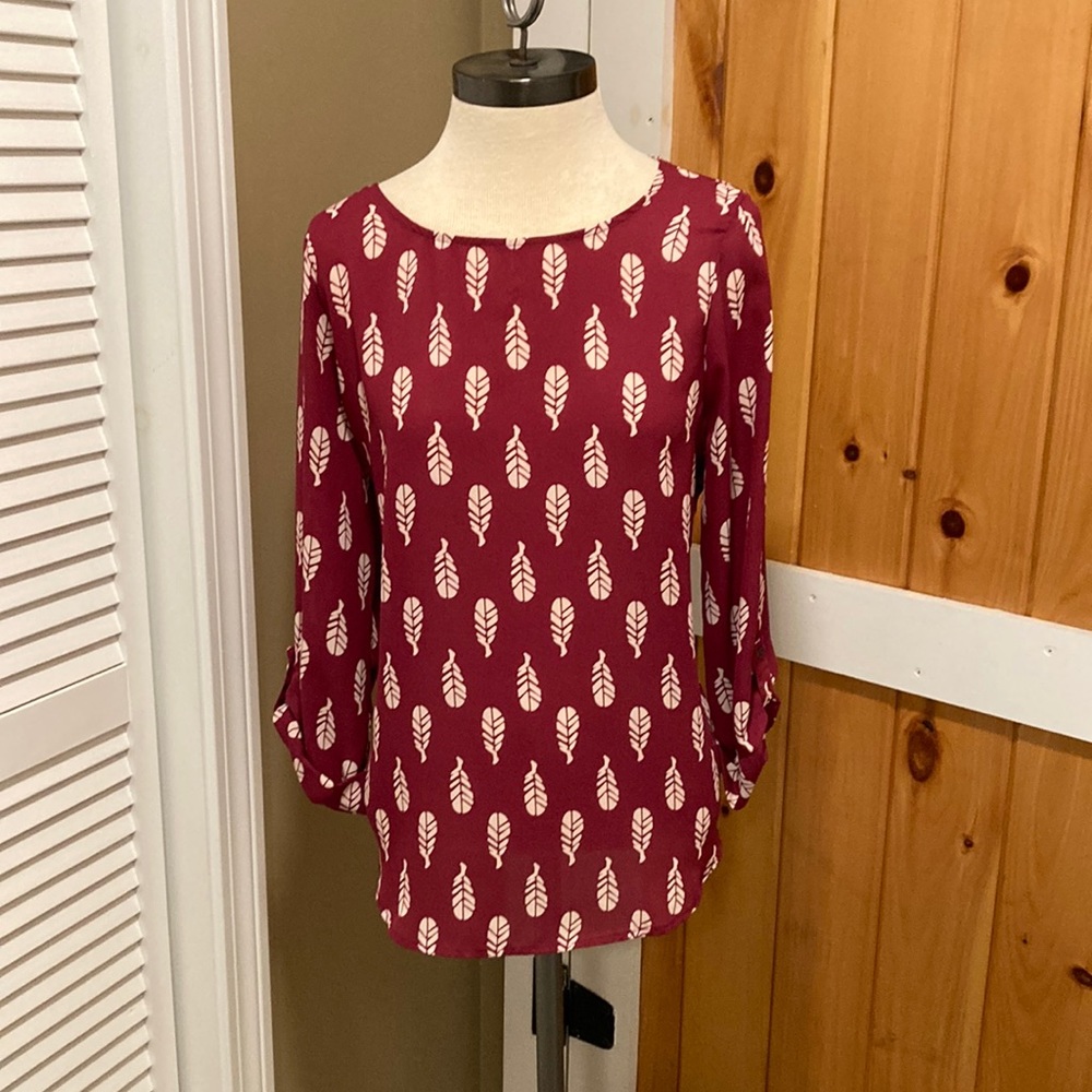 Beautiful shirt perfect for fall!
